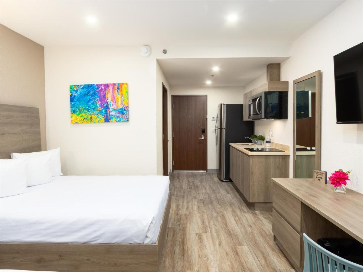 Hotel Mesaluna Short & Long Stay Сиудад Хуарес Екстериор снимка